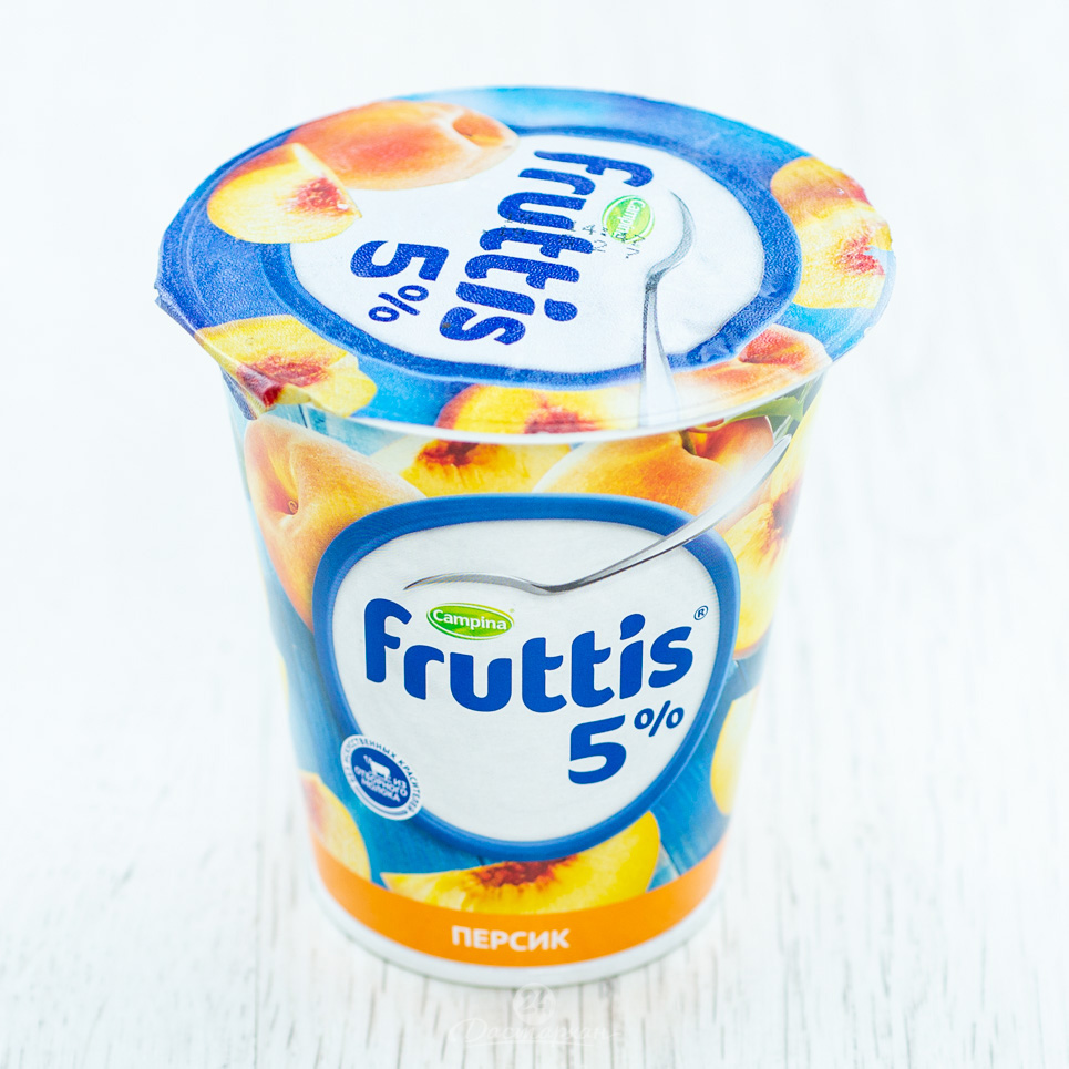 Йогурт Campina Fruttis персик 5% 290г