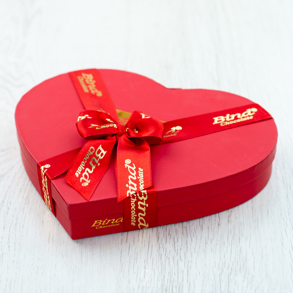 Шоколад Bind упаковка в виде сердца  224гр