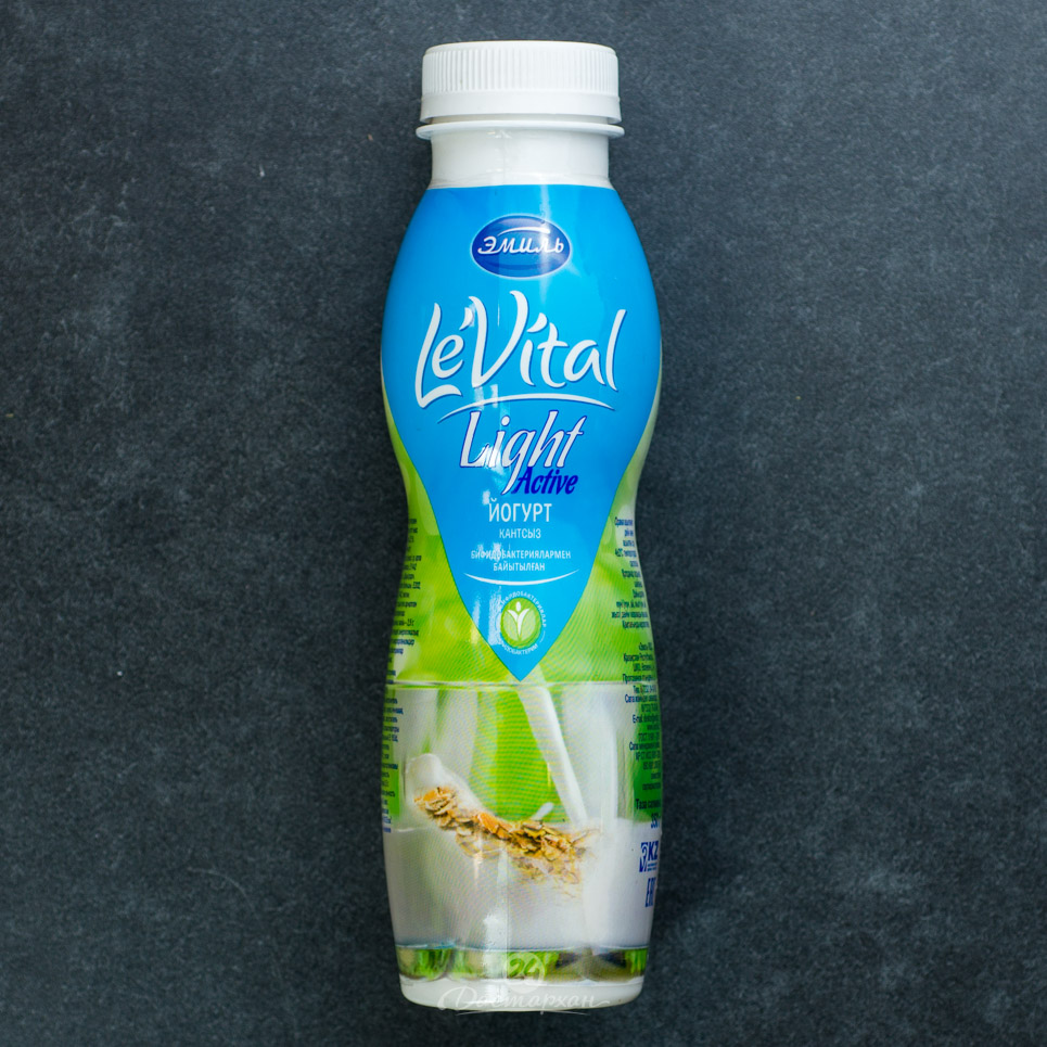 Йогурт питьевой Le Vital Лайт Актив без сахара  2,5% 350г ПЭТ