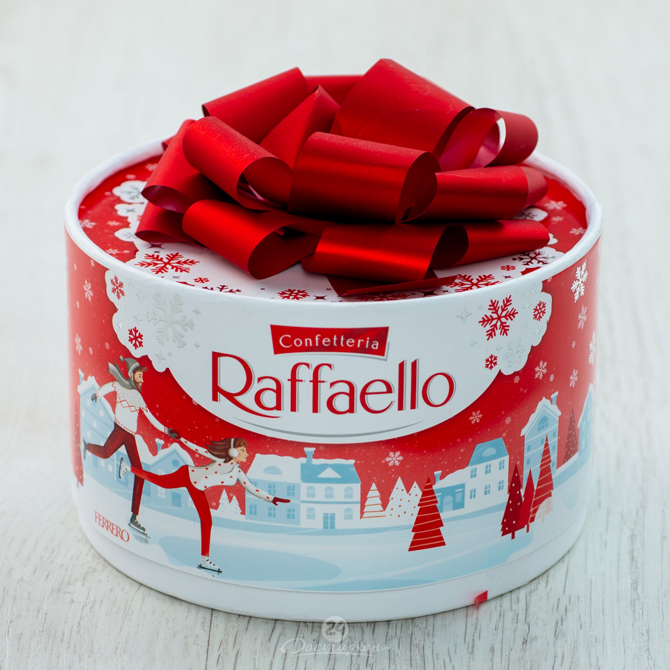 Конфеты Ferrero Raffaello Т20 торт 200г