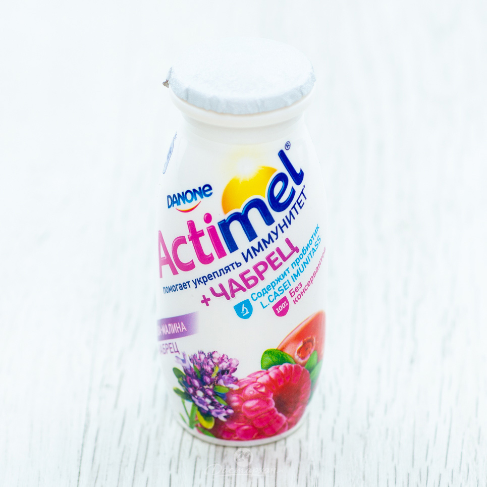 Йогурт питьевой Danone Actimel клюква-малина-чабрец 100мл 