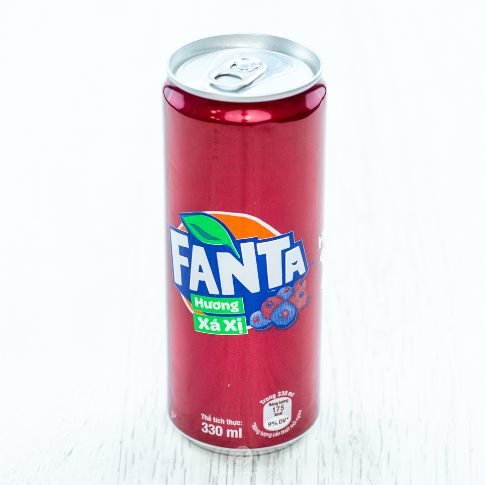 Напиток газированный Fanta Xaxi 0,33k ж/б