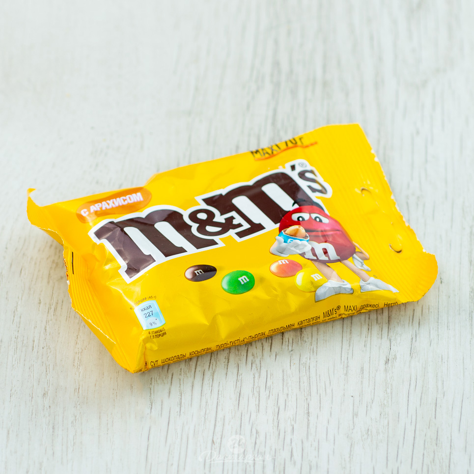 Драже M&M s с арахисом и молочным шоколадом 70г м/у