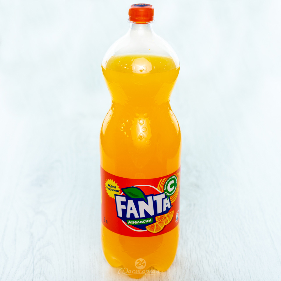 Напиток Fanta с газом п/б 2л