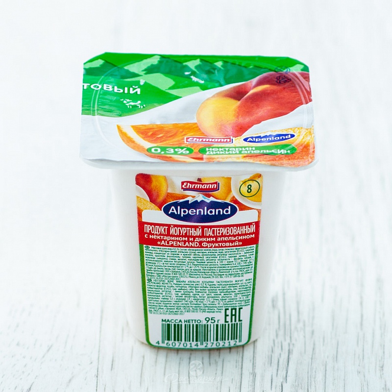 Йогурт Alpenland вишня-нектарин-дикий апельсин 0,3% 95г