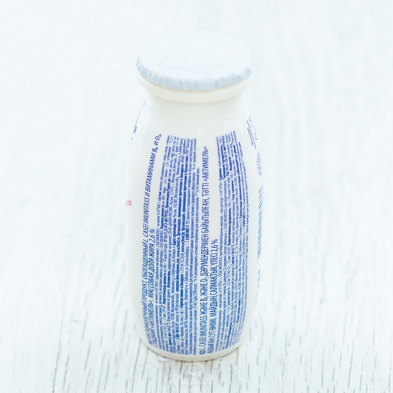 Йогурт питьевой Danone Actimel натуральный 2,5% 8*100г
